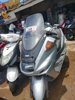 Yamaha Majesty 2017 Silver