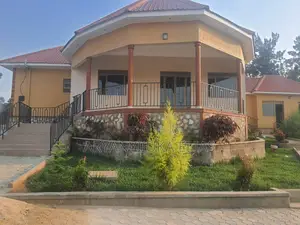 6bdrm House in Nkokonjeru Mbarara for sale