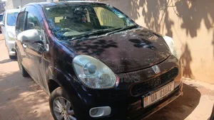 Toyota Passo 2010 Black