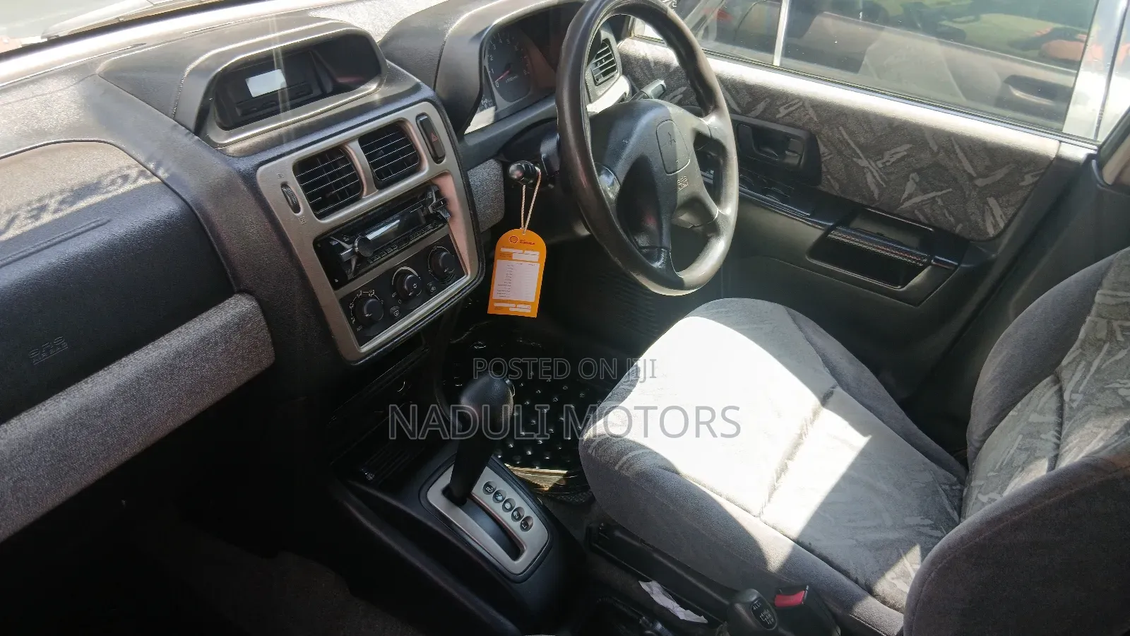 Mitsubishi Pajero IO 2000 Silver
