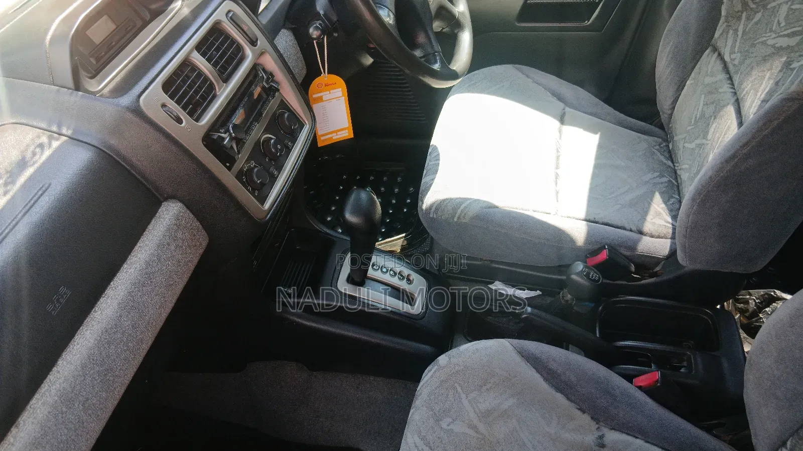 Mitsubishi Pajero IO 2000 Silver