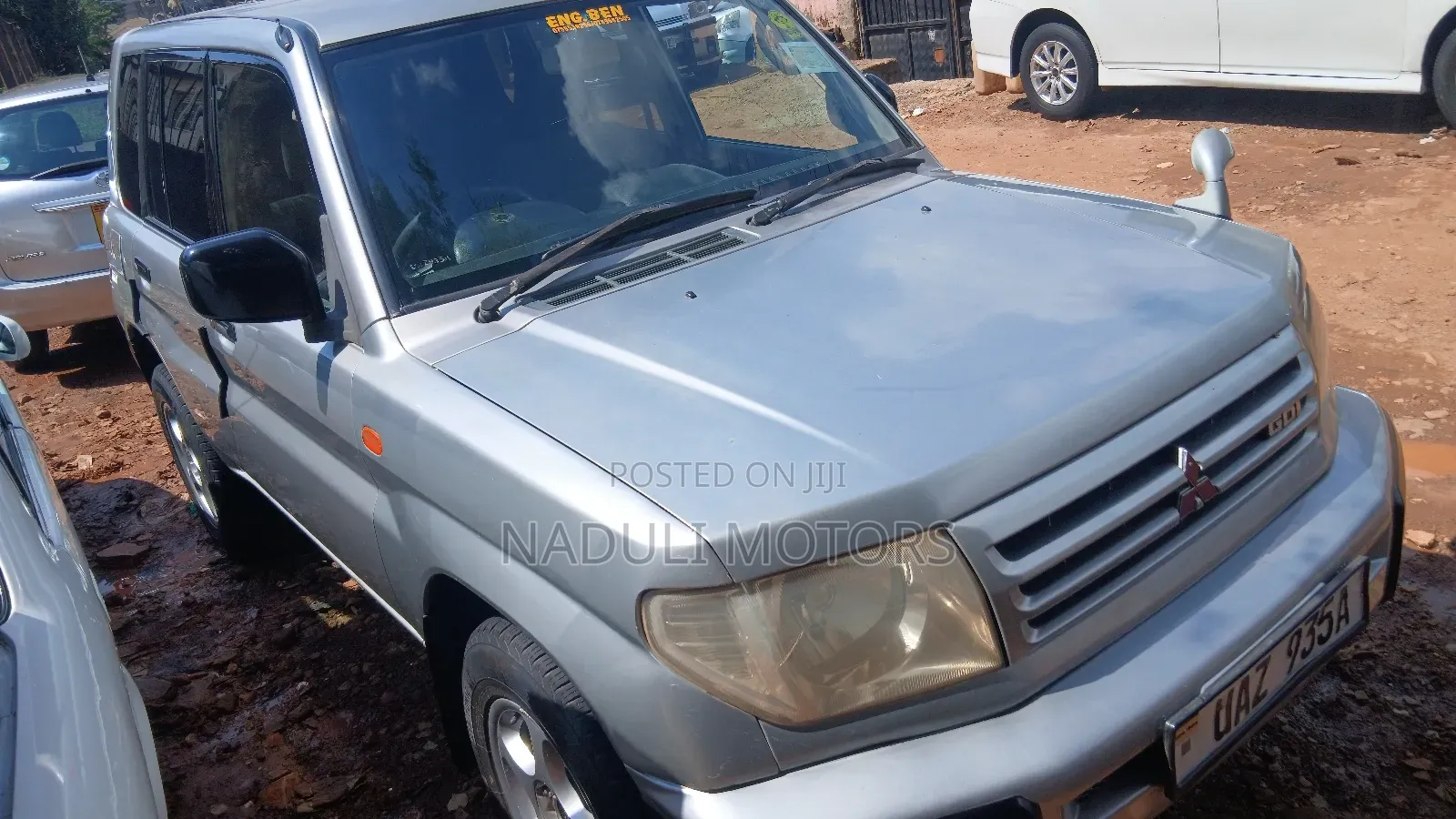 Mitsubishi Pajero IO 2000 Silver
