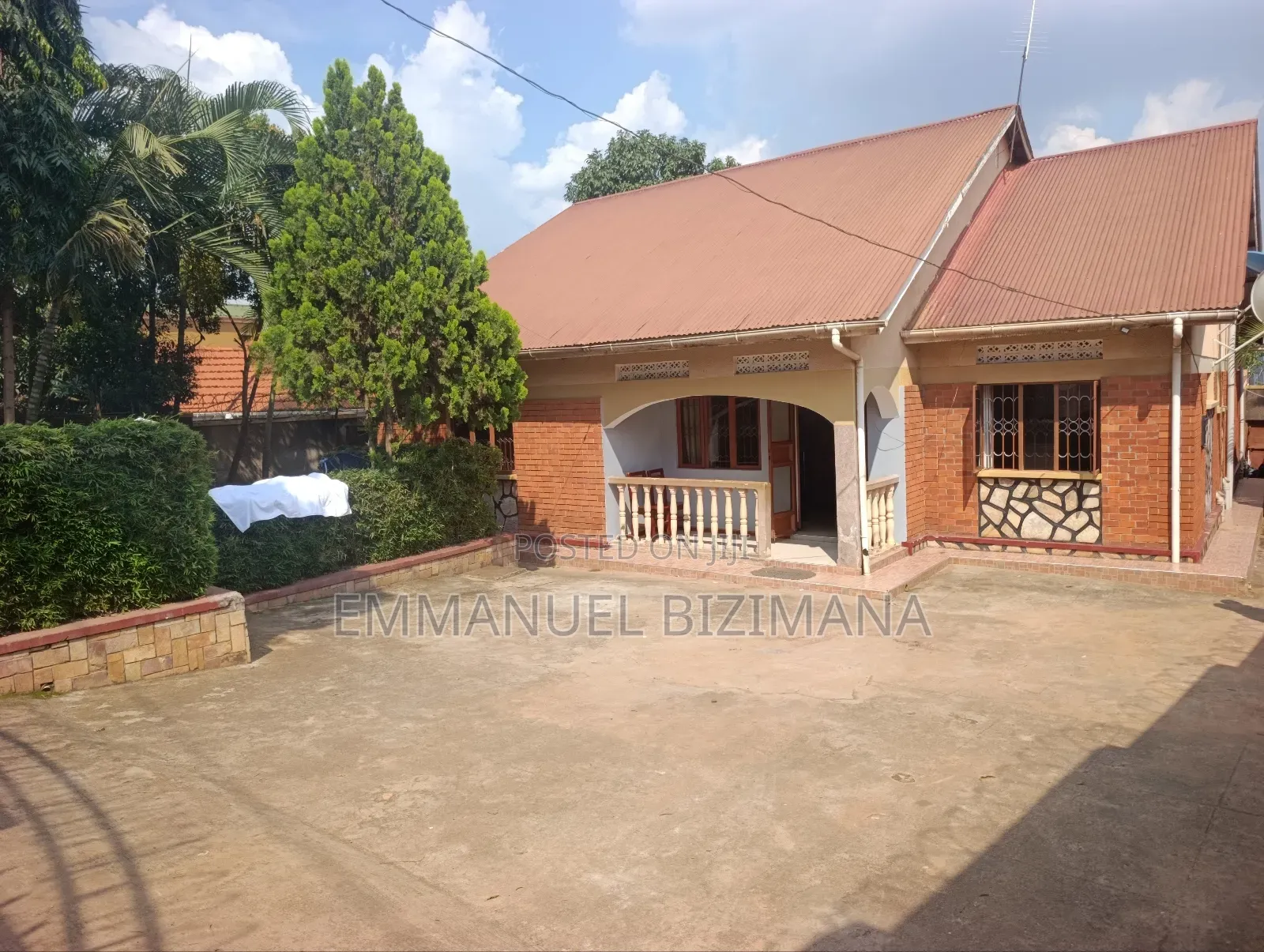 Furnished 5bdrm Bungalow in Namugongo, Central Division for sale