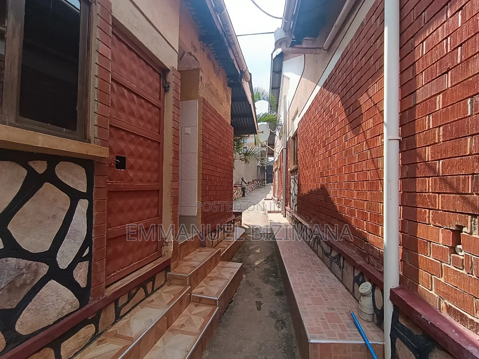 Furnished 5bdrm Bungalow in Namugongo, Central Division for sale