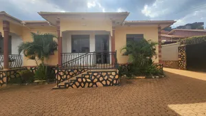 2bdrm House in Nakawa for rent