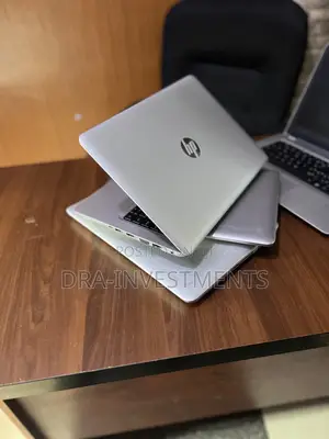 Laptop HP ProBook 440 G4 4GB Intel Core i5 HDD+SSD 256GB