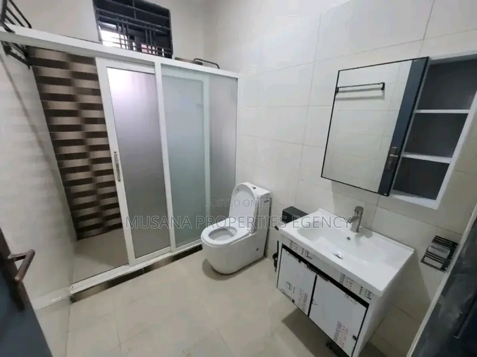 1bdrm Apartment in Bukoto Estate, Central Division for rent