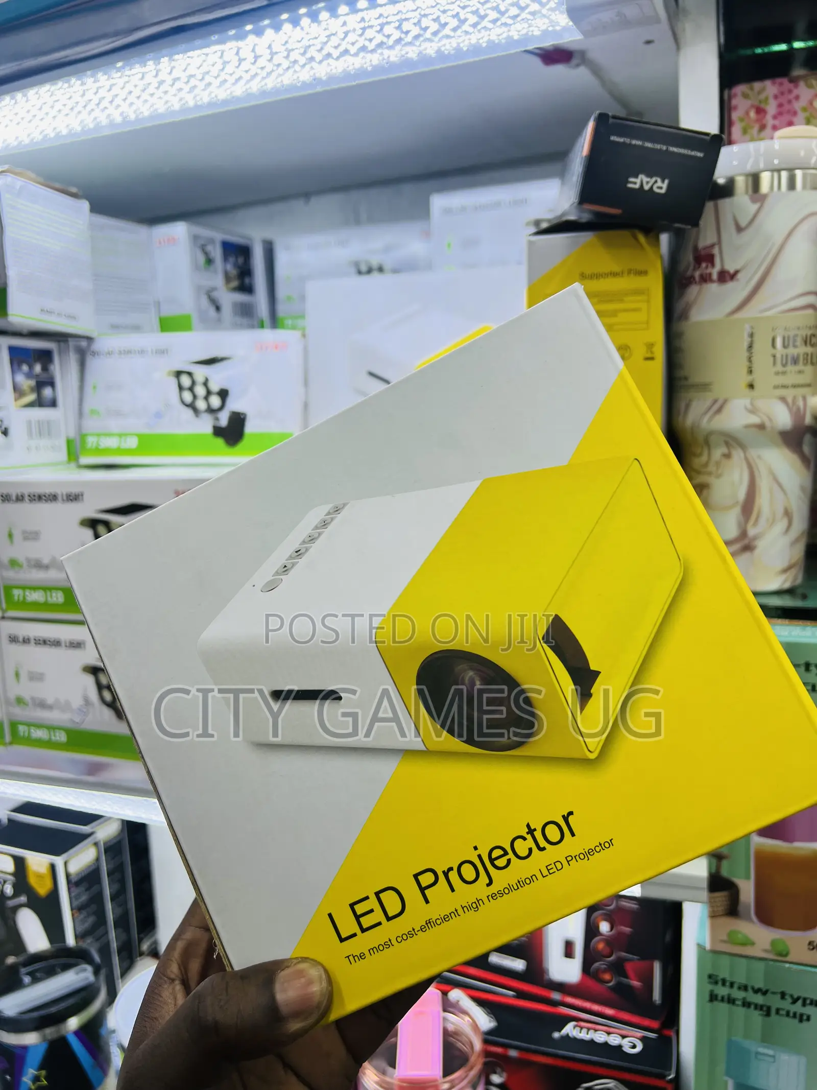 Led Projector/High Resolution Led Projector
