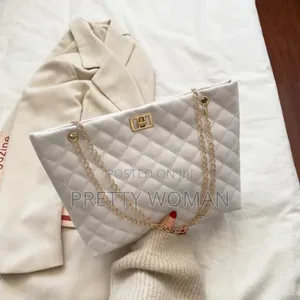 Chain Shoulder Bag