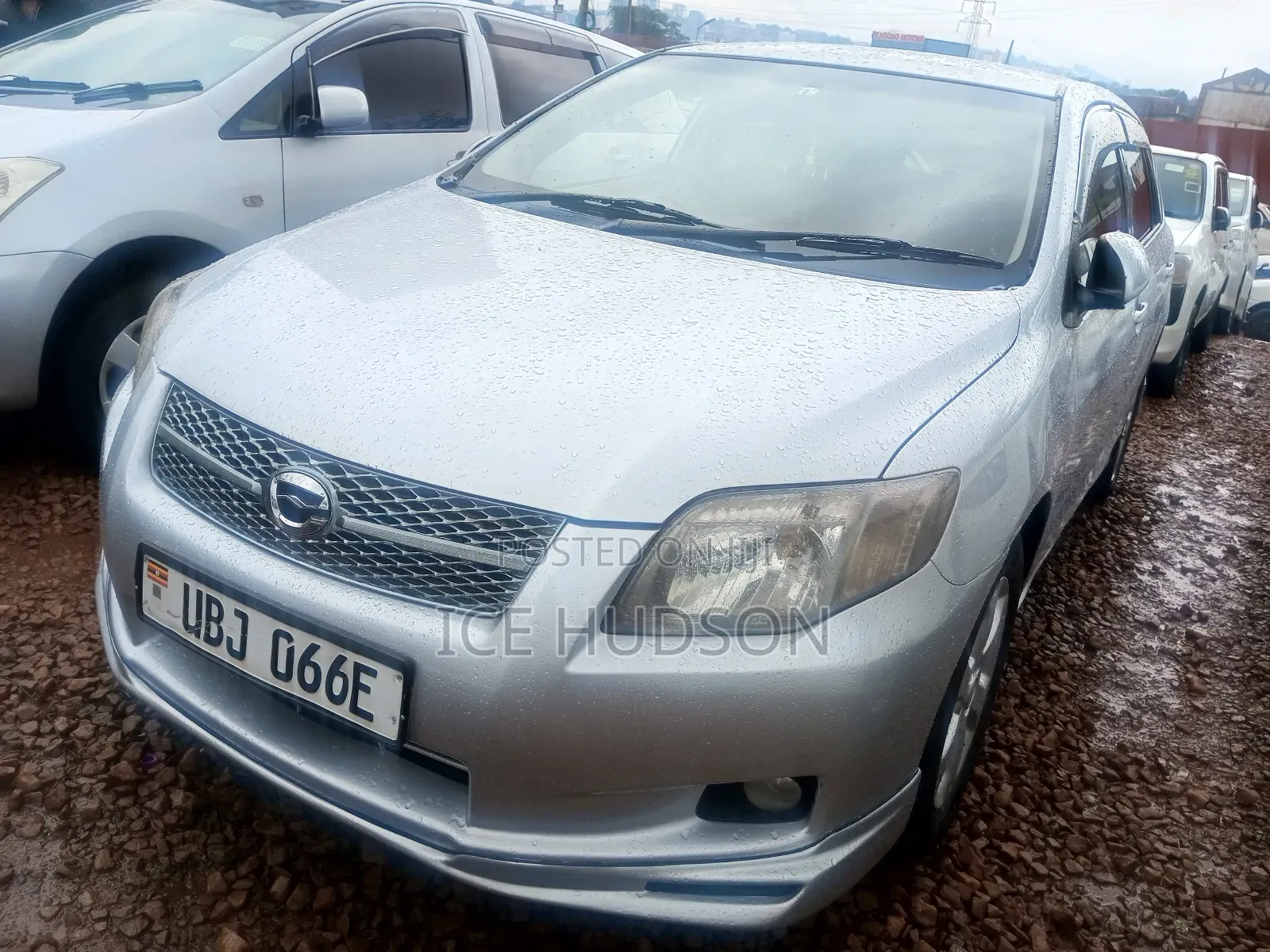 Toyota Corolla Fielder 2010 Silver