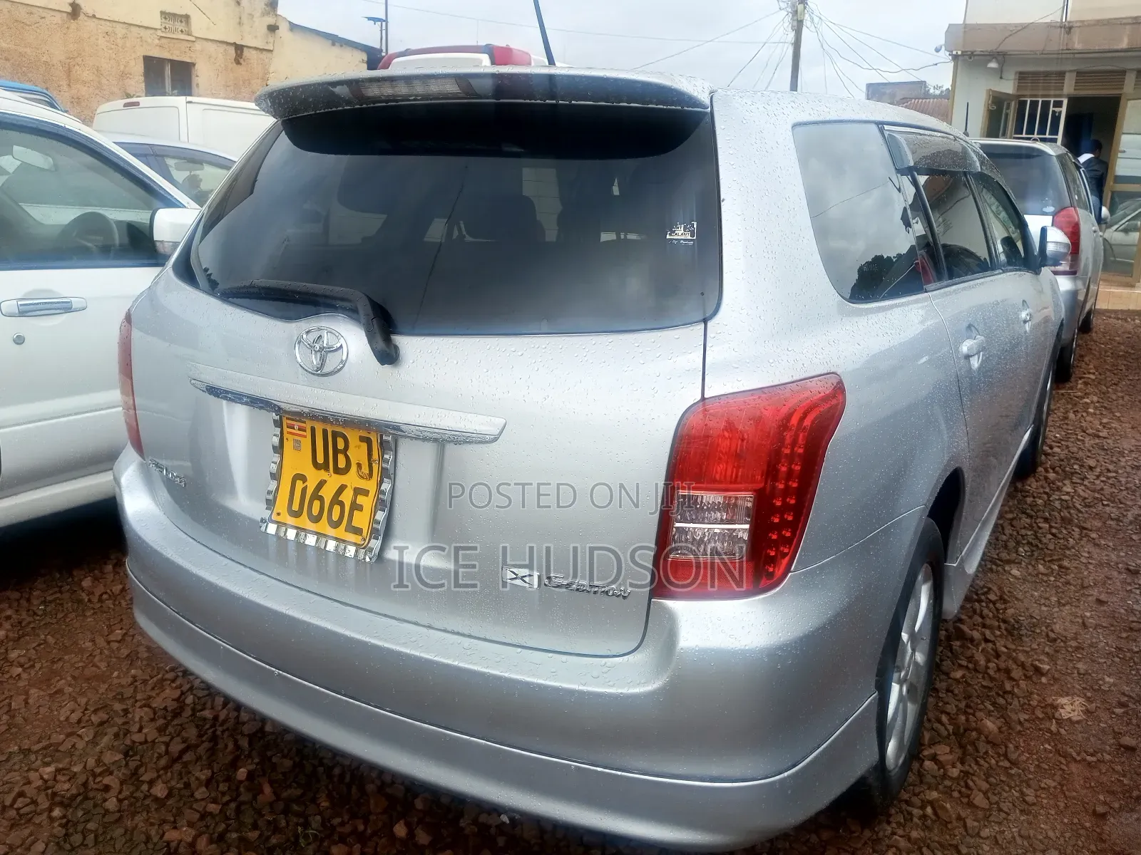 Toyota Corolla Fielder 2010 Silver