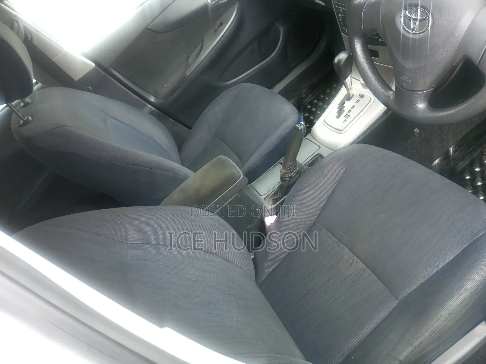 Toyota Corolla Fielder 2010 Silver
