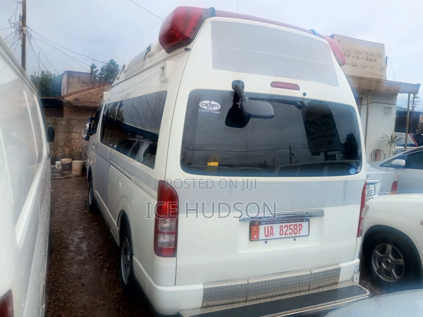 Toyota HiAce 2016 White