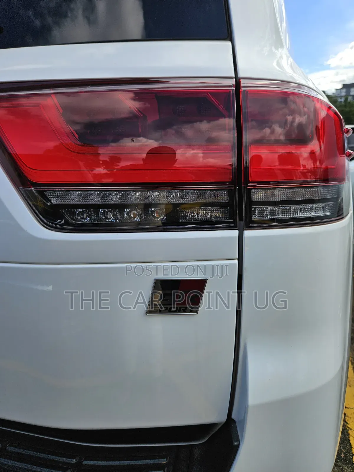 Toyota Land Cruiser 2024 Pearl