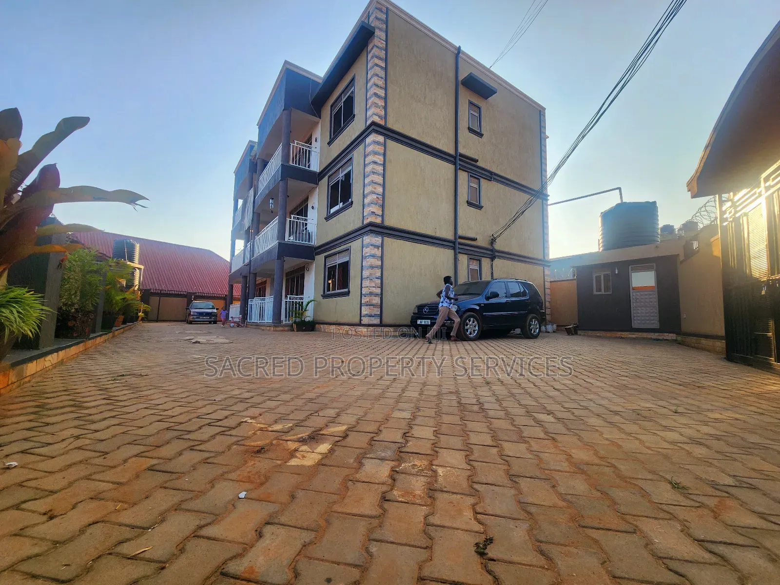2bdrm Apartment in Kira Town for rent