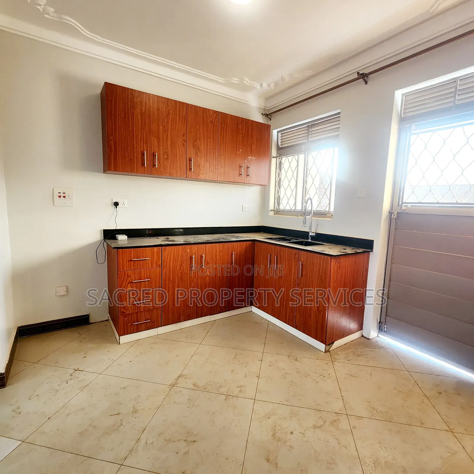 2bdrm Apartment in Kira Town for rent