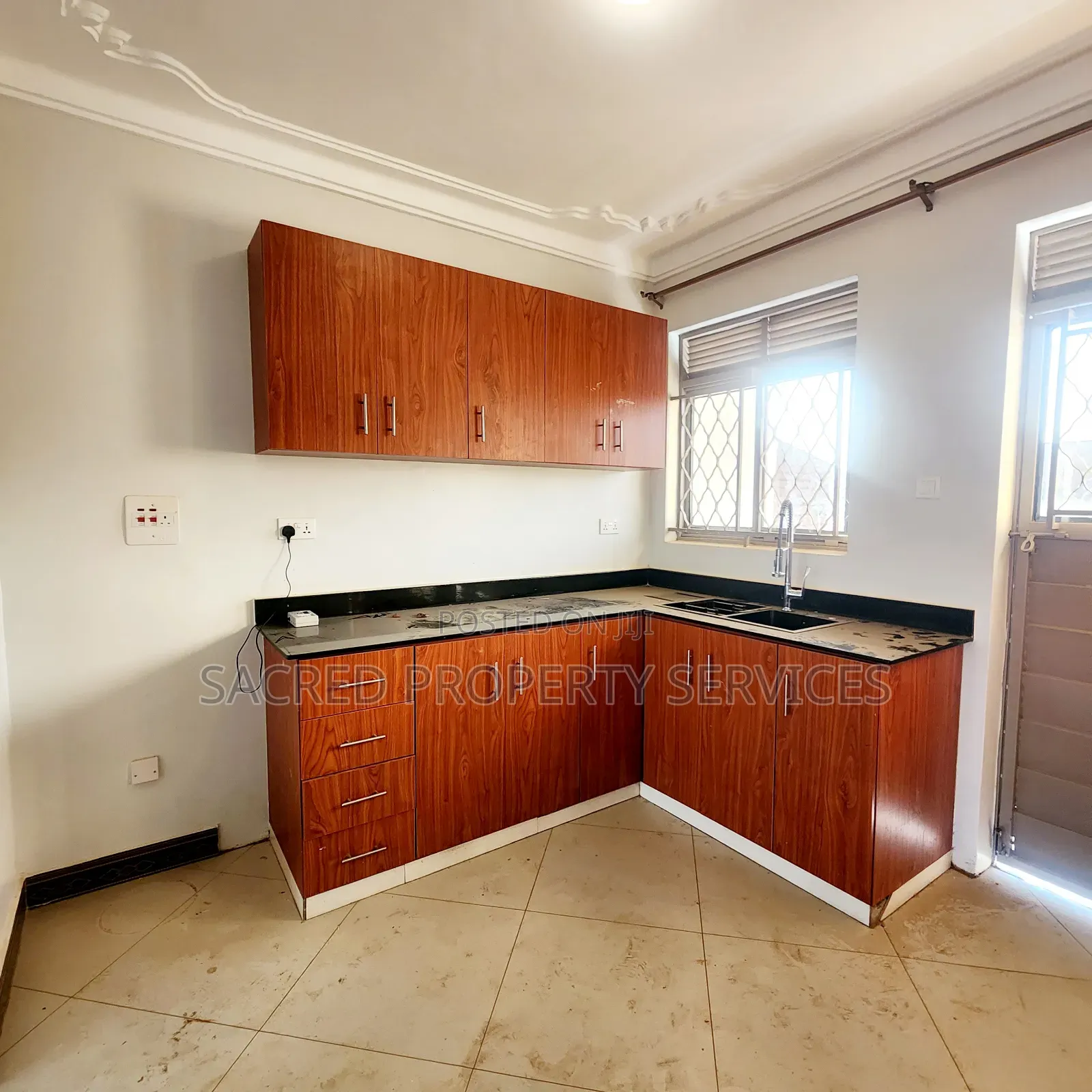 2bdrm Apartment in Kira Town for rent