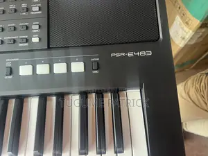 Yamaha Keyboard 483