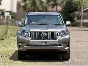 Toyota Land Cruiser Prado 3.0 172hp 2021 Gray