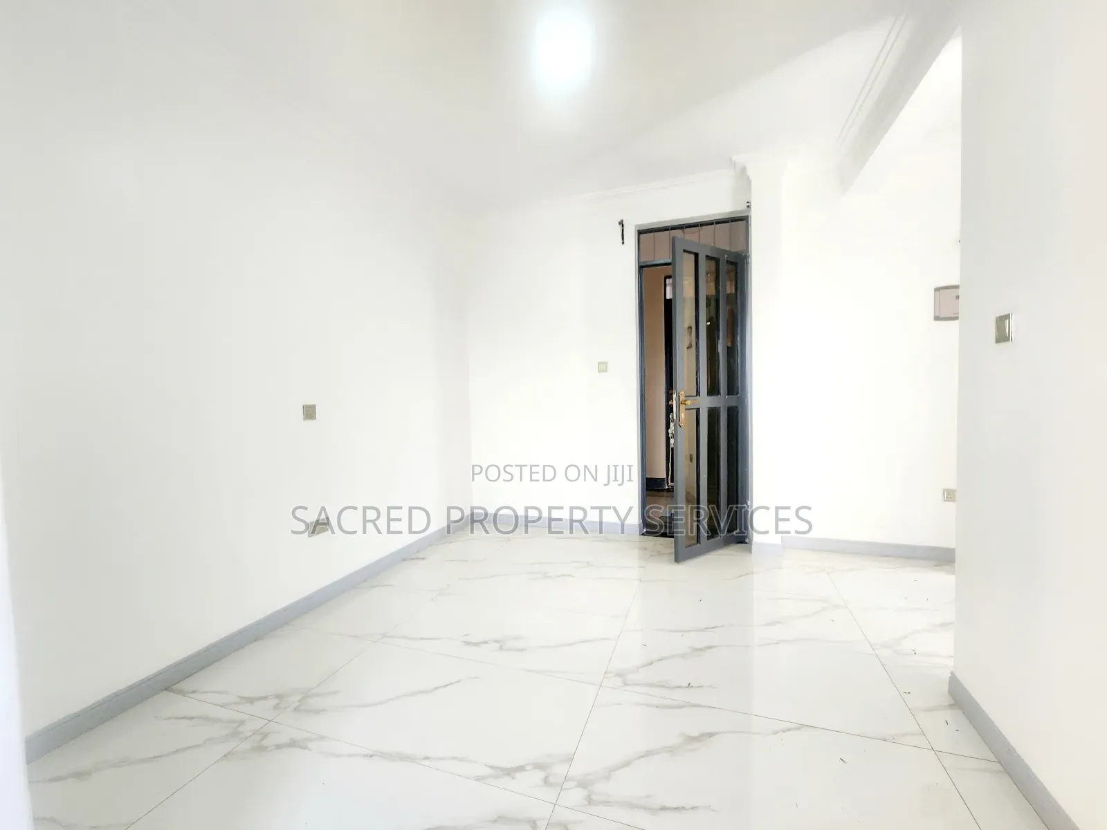 1bdrm Apartment in Kira Shimon for rent