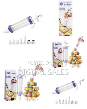 Dessert Decorator Plus Cake Decorating/ Icing Tool Set