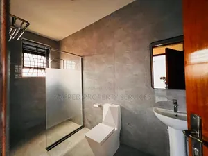 3bdrm Apartment in Kyaliwajara, Kira for rent
