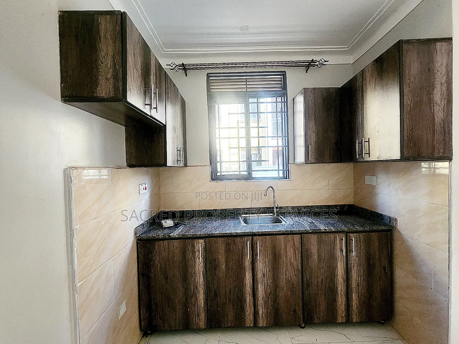 1bdrm Apartment in Kyaliwajara Road, Kira for rent