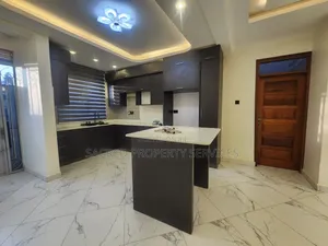 5bdrm Bungalow in Kira for sale