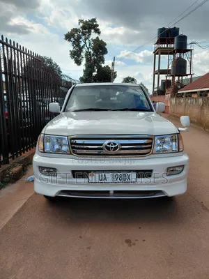 Toyota Land Cruiser 2006 Pearl