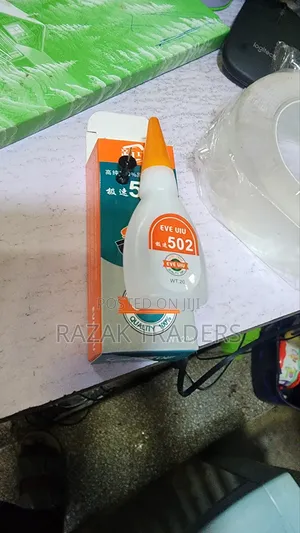Eco Friendly Super Glue for Wood, Plastic, Leather, Rubber Etc