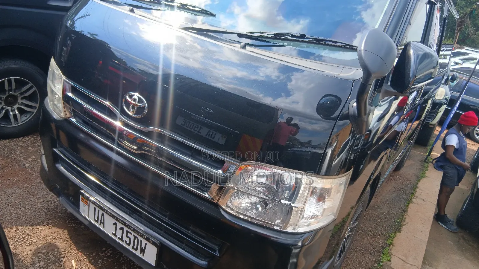 Toyota HiAce 2012 Black