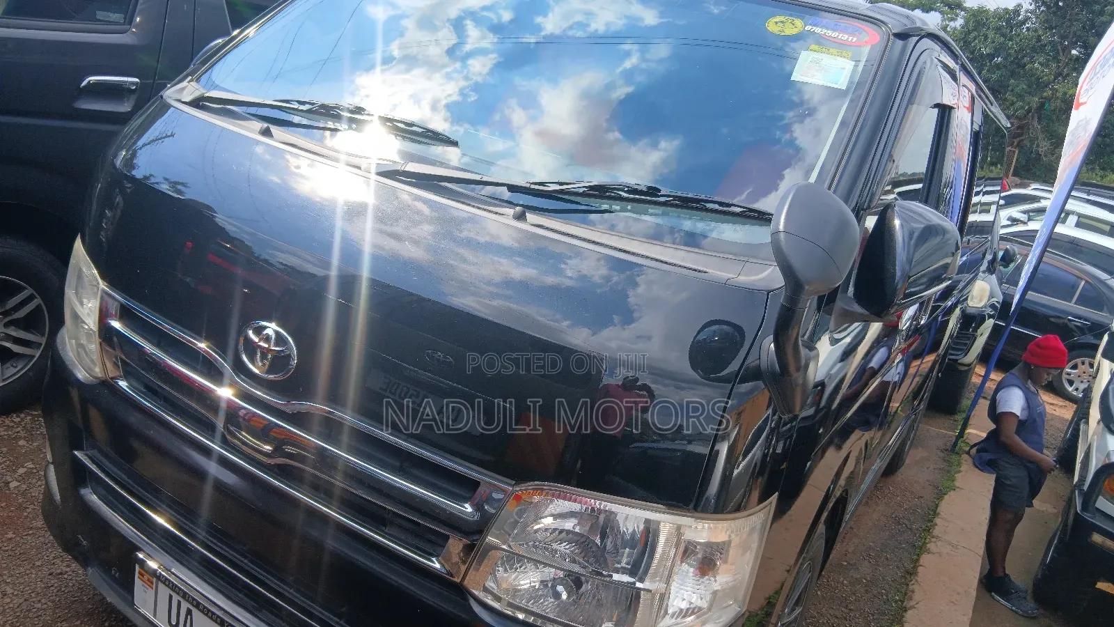 Toyota HiAce 2012 Black
