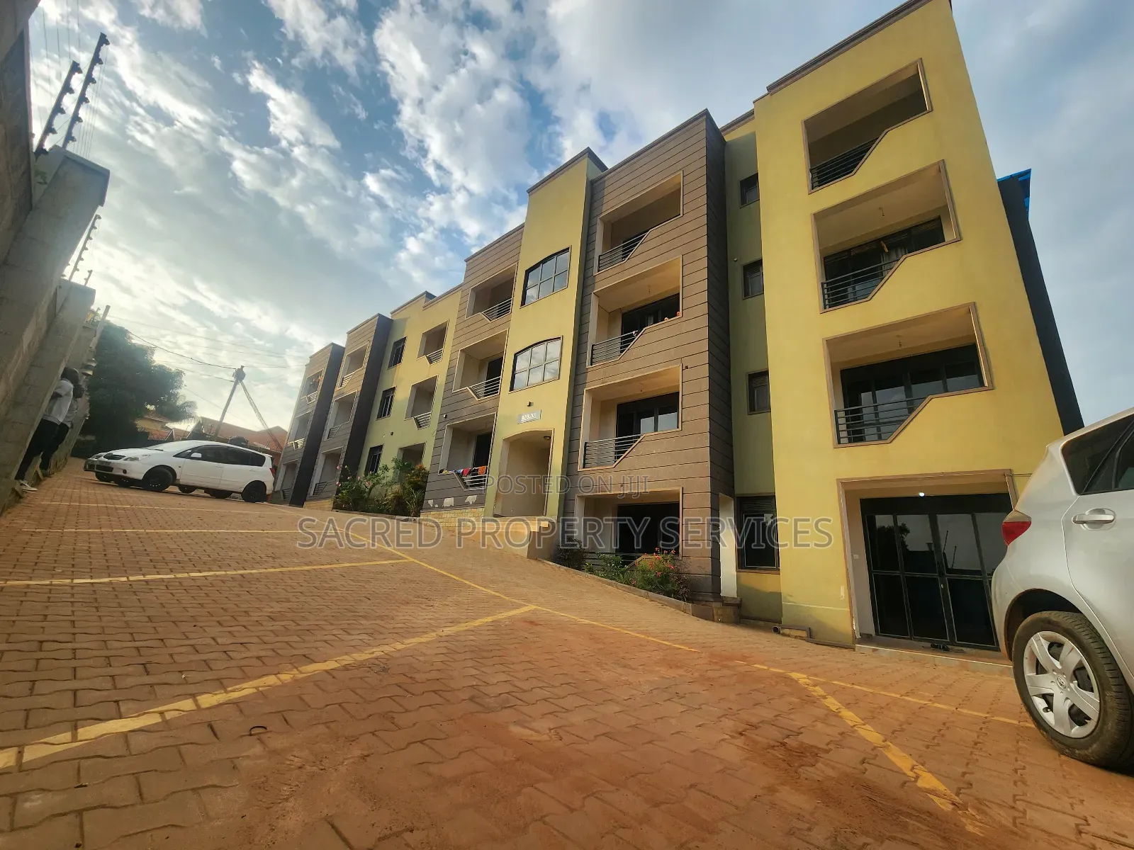 2bdrm Apartment in Kira Town for rent