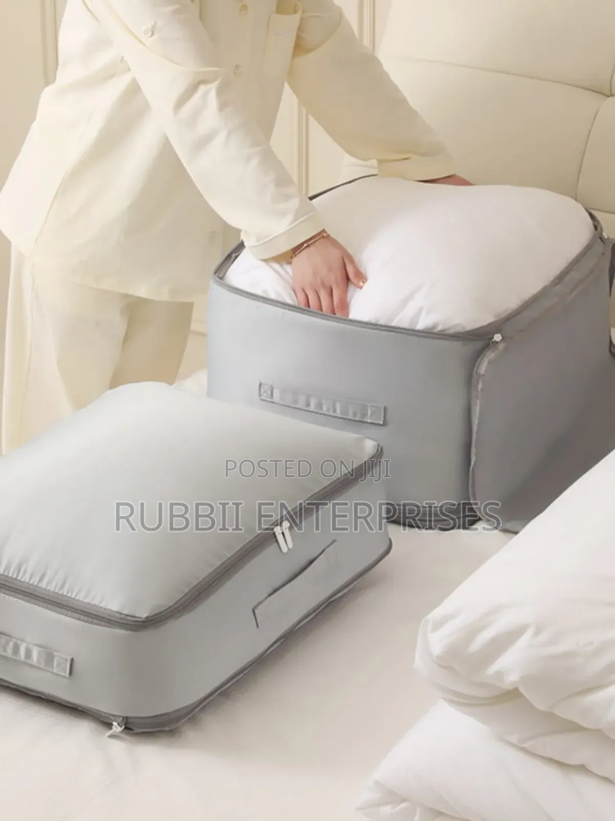 Ultra Space-Saving Self-Compression Organizer