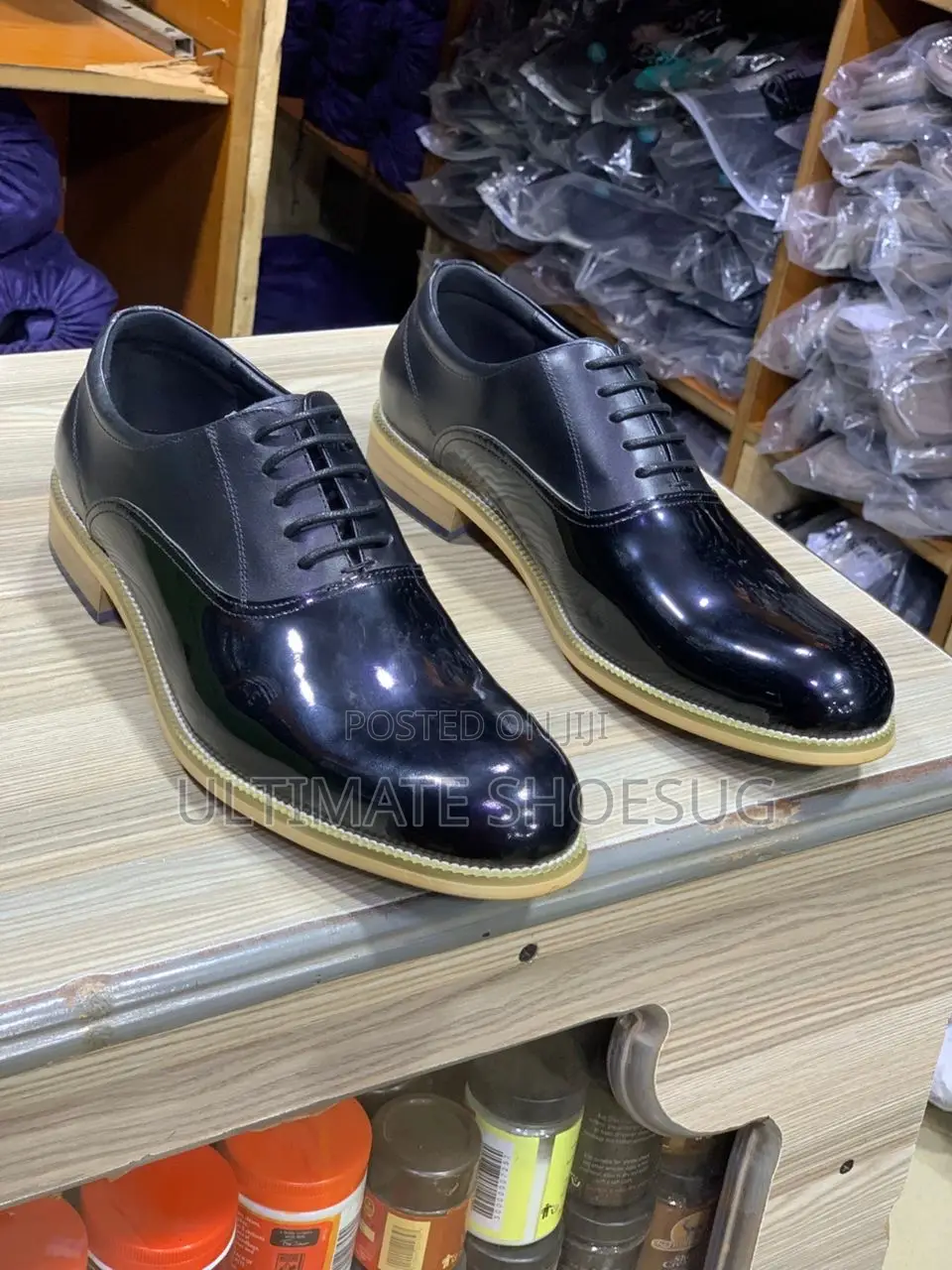 Franco Banetti Shinny Leather Oxfords
