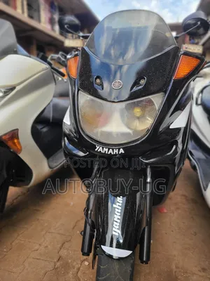 Yamaha Majesty 2016 Black