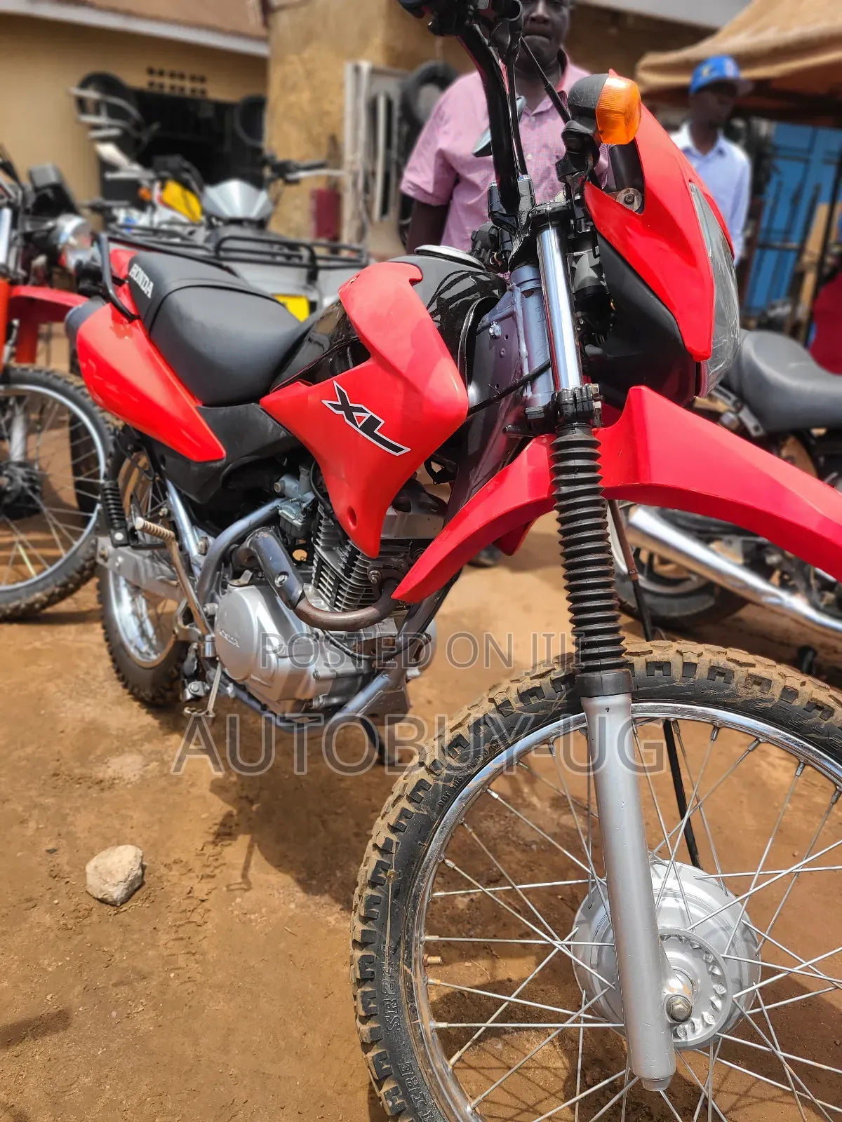 Honda XL 125 2015 Red