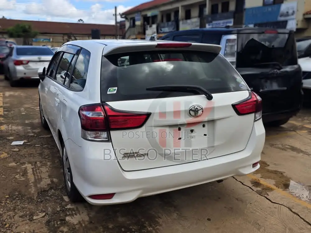 Toyota Corolla Fielder 1.5 Petrol AWD 2016 White