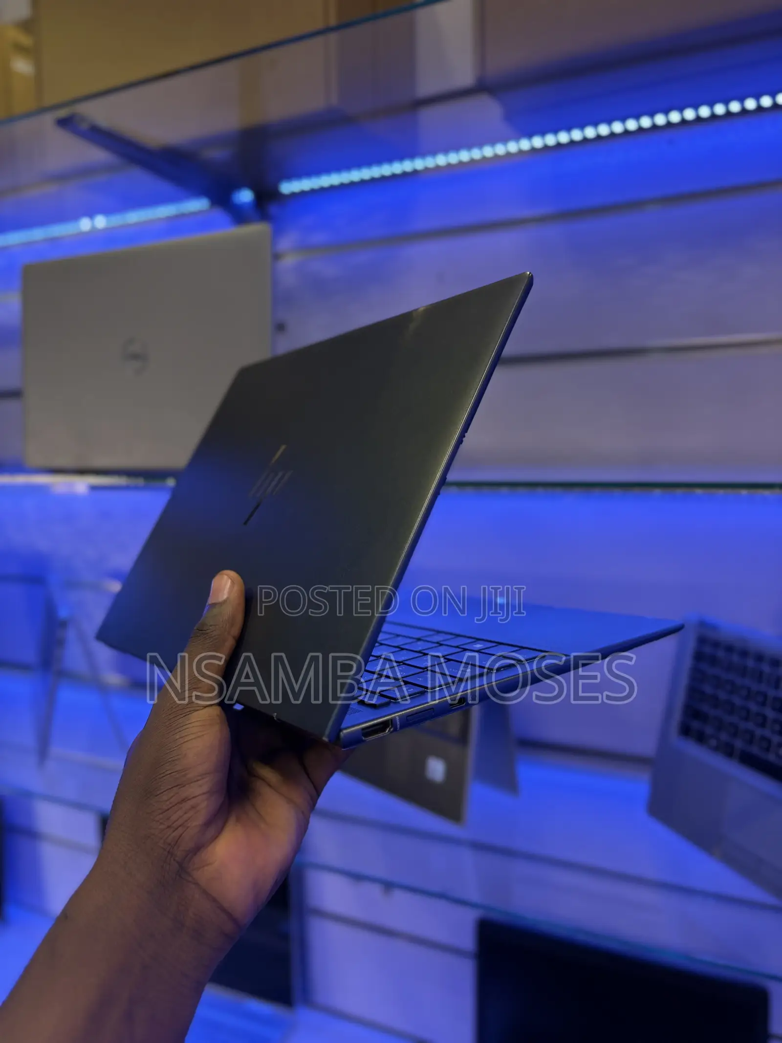 Laptop HP Dragonfly G4 16GB Intel Core i5 SSD 512GB