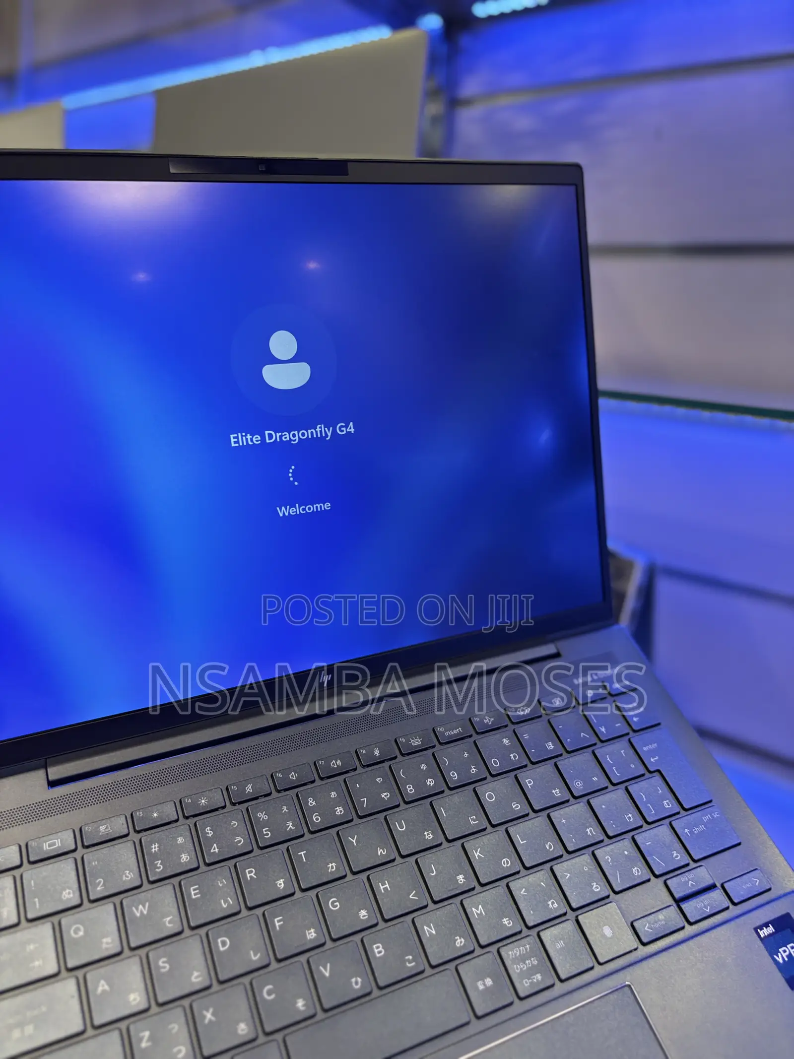 Laptop HP Dragonfly G4 16GB Intel Core i5 SSD 512GB