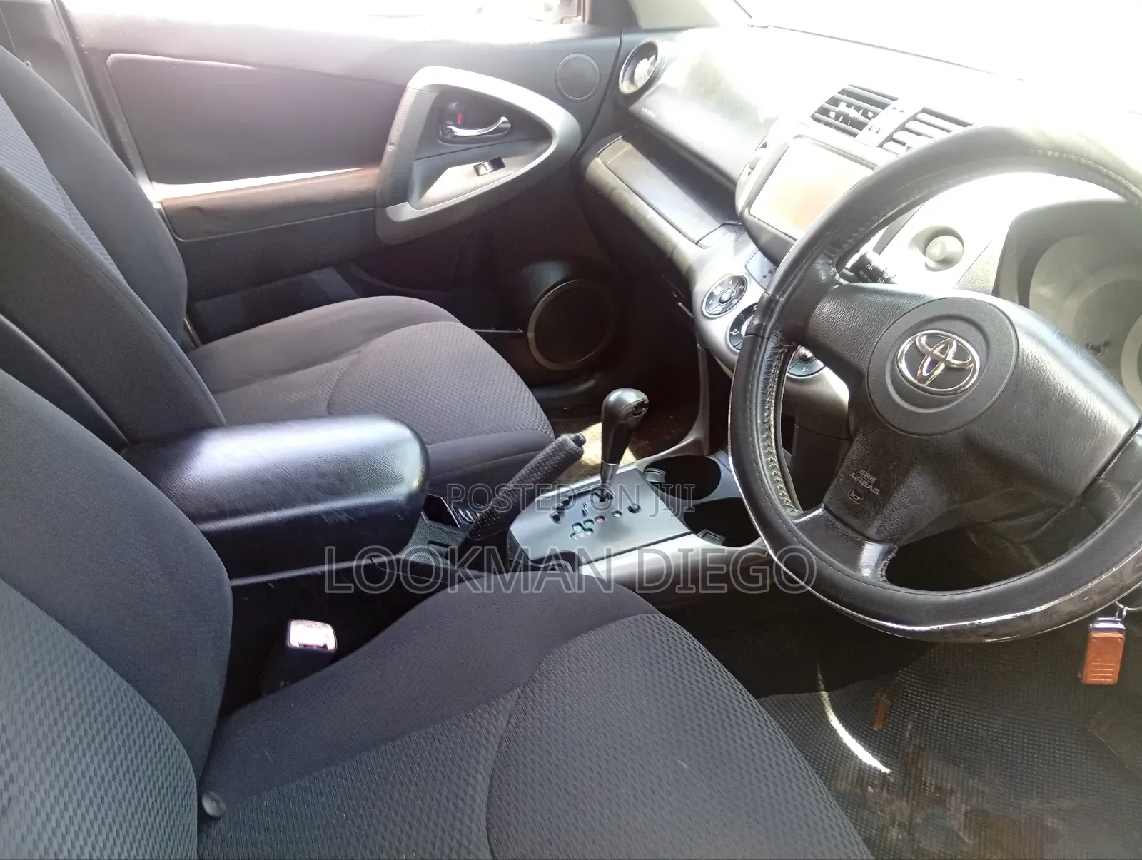 Toyota RAV4 2009 White