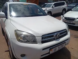 Toyota RAV4 2009 White