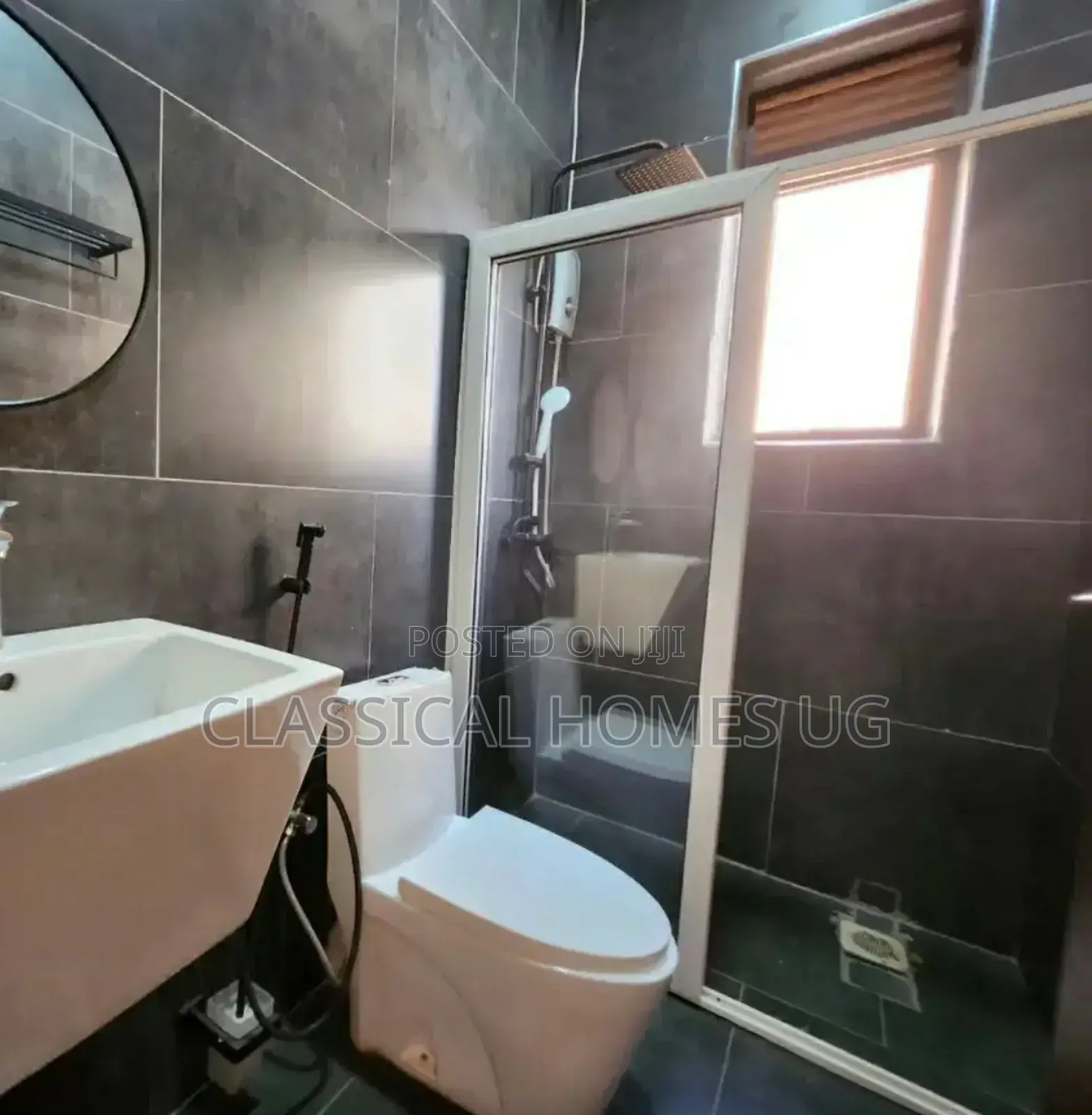 3bdrm Apartment in Lubowa Entebbe Road, Central Division for rent