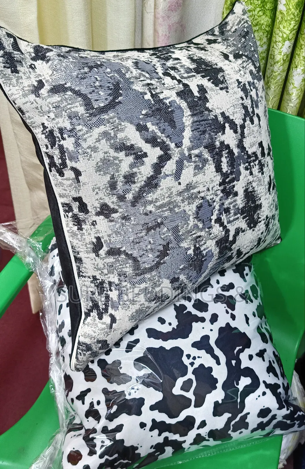 Manzi Quality Cushions