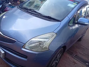 Toyota Ractis 1.5 AWD 2006 Blue