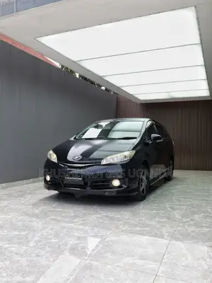 Toyota Wish 2013 Black