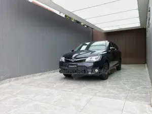 Toyota Corolla Fielder 2013 Black