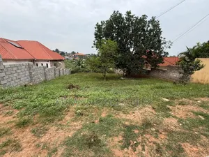 Plot on Sale in Buwate
