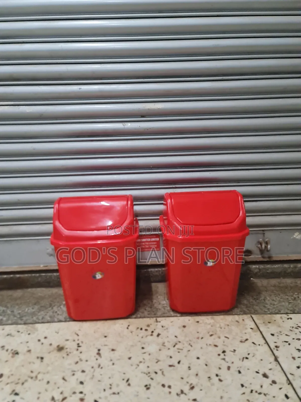Versatile 10litres Plastic Dust Bins Plastic Dust Bins