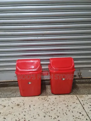 Versatile 10litres Plastic Dust Bins Plastic Dust Bins